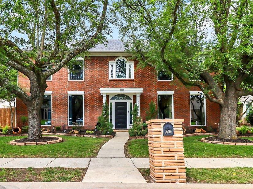 5605  Luna Drive , Rowlett Texas 75088