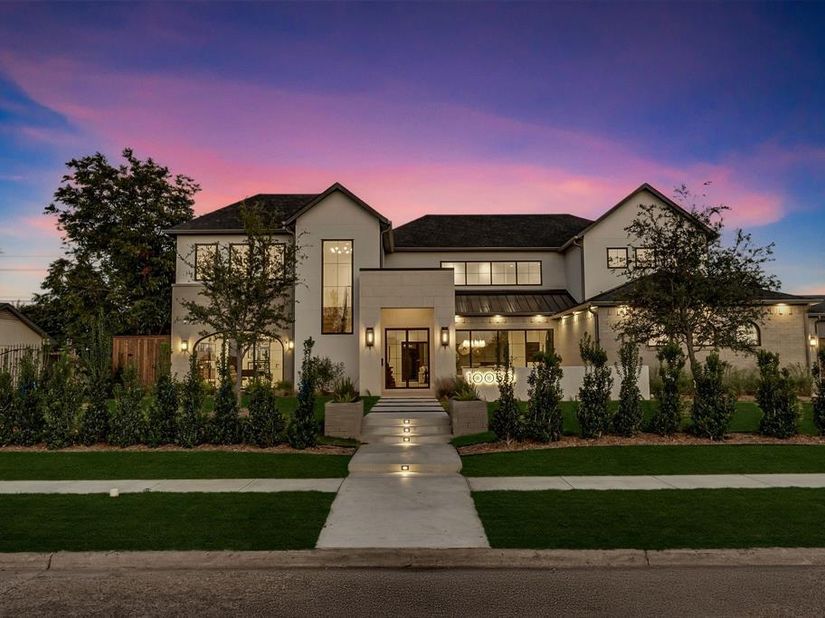 10050  Gooding Drive , Dallas Texas 75229