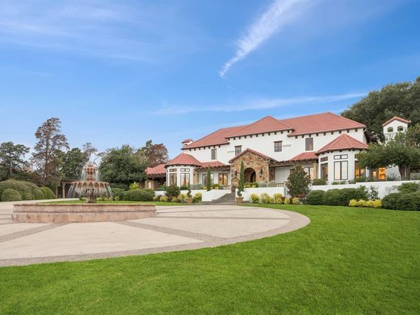 1900  Shady Oaks Drive , Southlake Texas 76092