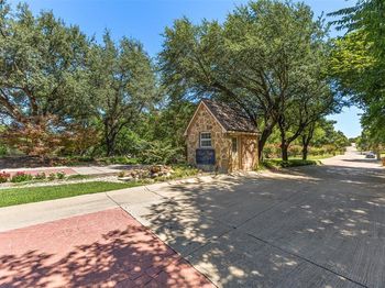 1190  Whispering Oaks Drive 