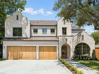 6729  Ravendale Lane 