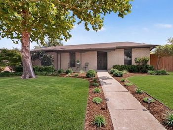2938  Churchill Way 