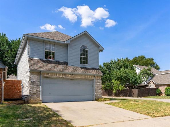 4100  1 Place Lane , Flower Mound Texas 75028