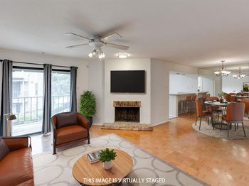 15221  Berry Trail 
