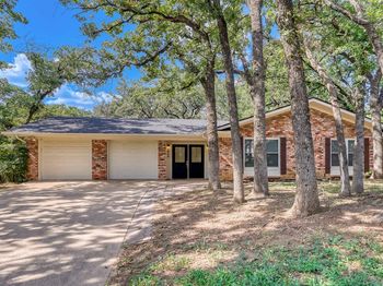 624  Hillview Drive 