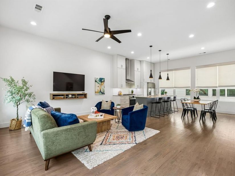5811  Lindell Avenue  102, Dallas Texas 75206