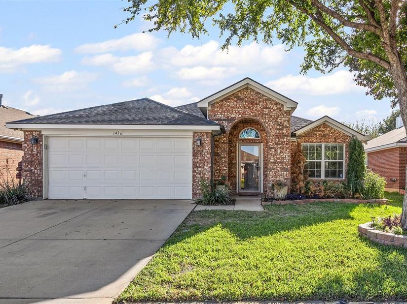 1436  Broken Spoke Court , Fort Worth Texas 76131