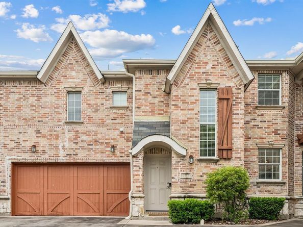 2117  Parkview  , Carrollton Texas 75006
