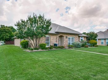 2624  Kingsridge Drive 