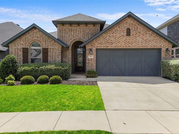 7004  Trailhead Street , Little Elm Texas 76227