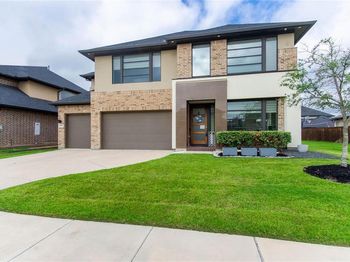 5485  Statesman Lane 