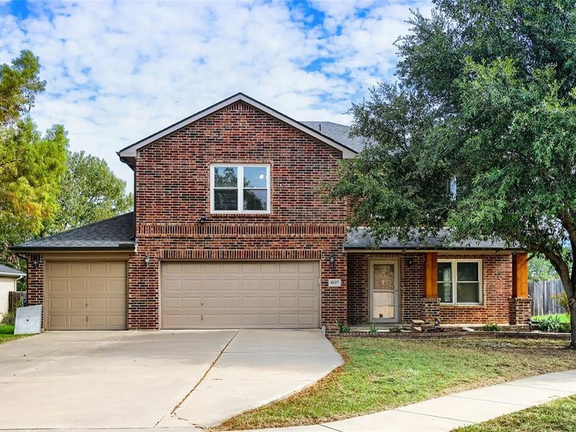 8127  Abbey Glen Court , Arlington Texas 76002
