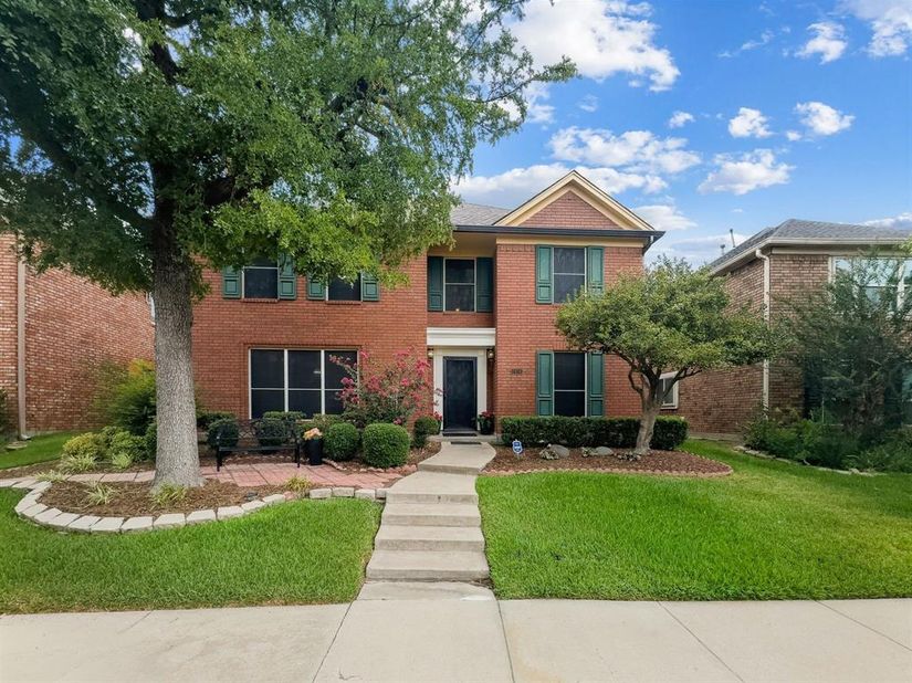 2116  Cannes Drive , Carrollton Texas 75006