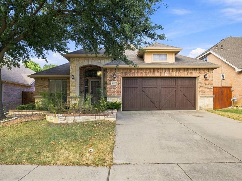 9413  Granger Lane , Fort Worth Texas 76244