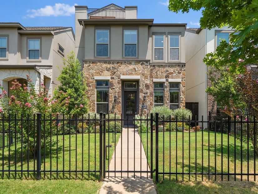 5129  Artemesia Lane , Dallas Texas 75209