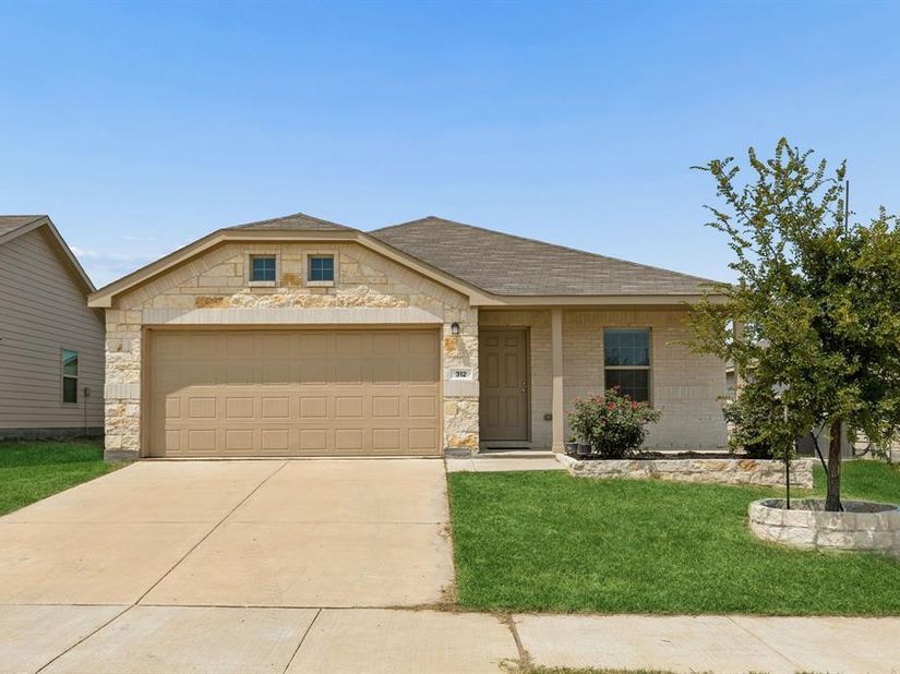 312  Dry Canyon Way , Fort Worth Texas 76052