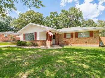 608 W Cheryl Avenue 