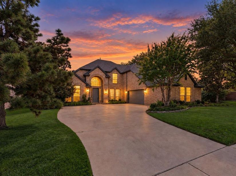 4017  Beacon Street , Flower Mound Texas 75028