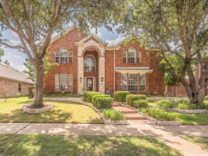 5549  Mountain Valley Drive , The Colony Texas 75056