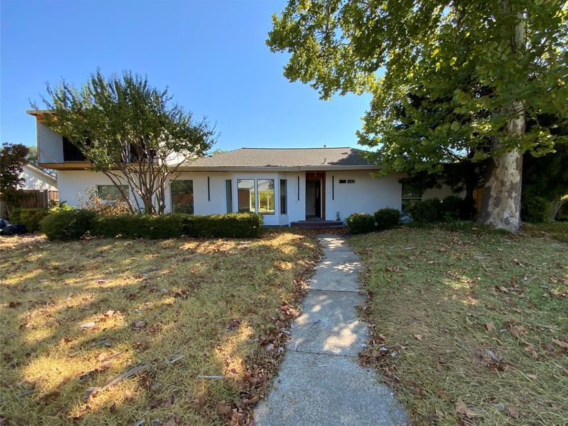 11336  Valleydale Drive , Dallas Texas 75230