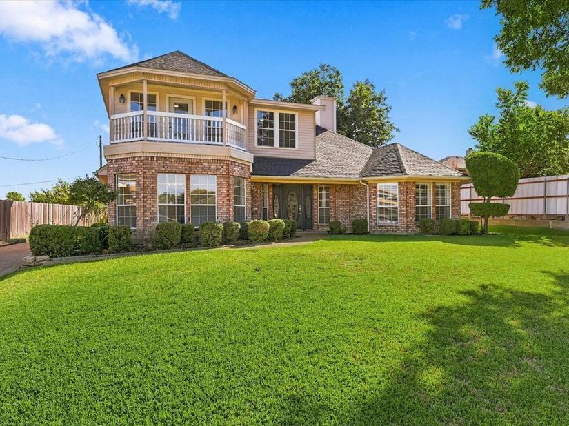 4406  Zion Road , Garland Texas 75043