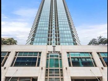 500  Throckmorton Street 