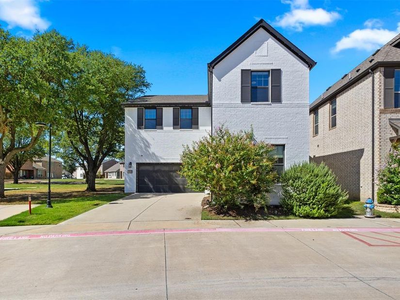 219  Harper Street , Irving Texas 75063
