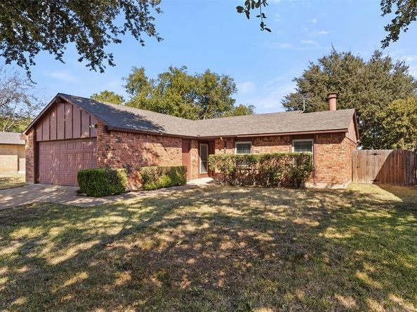 4037  Engleman Street , Fort Worth Texas 76137