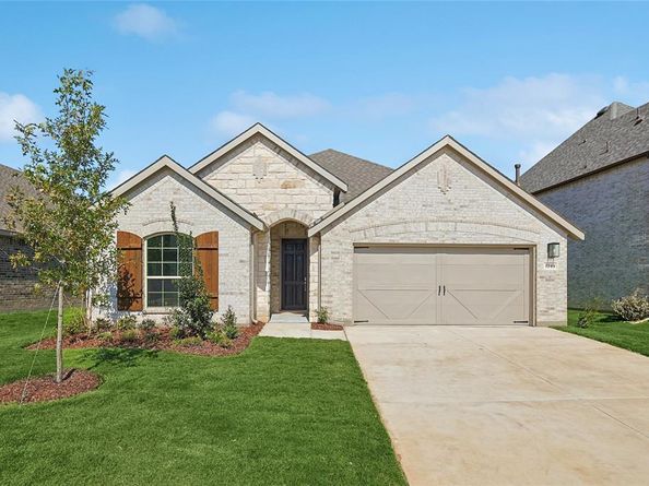 945  Schuberts Road , Justin Texas 76247