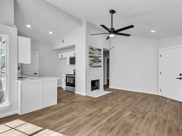 17676  Kelly Boulevard , Dallas Texas 75287