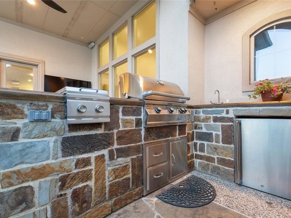 800  Faith Trail , Heath Texas 75032