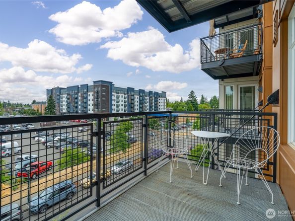 15100 6th Avenue SW 523, Burien WA 98166