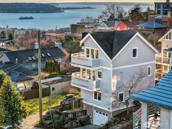 1238 3rd Avenue N, Seattle WA 98109