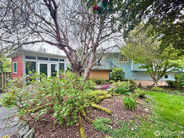 3929 205th Place SW, Lynnwood WA 98036