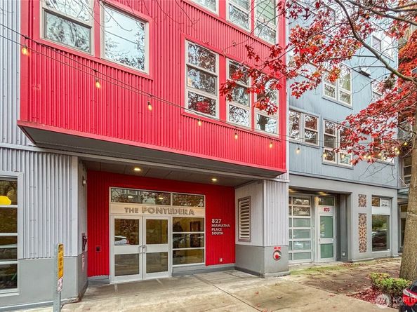 827 Hiawatha Place S 308, Seattle WA 98144