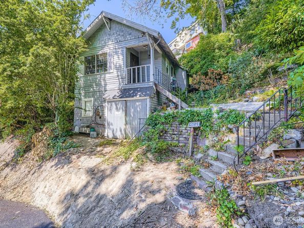 2814 S Grand St, Seattle WA 98144