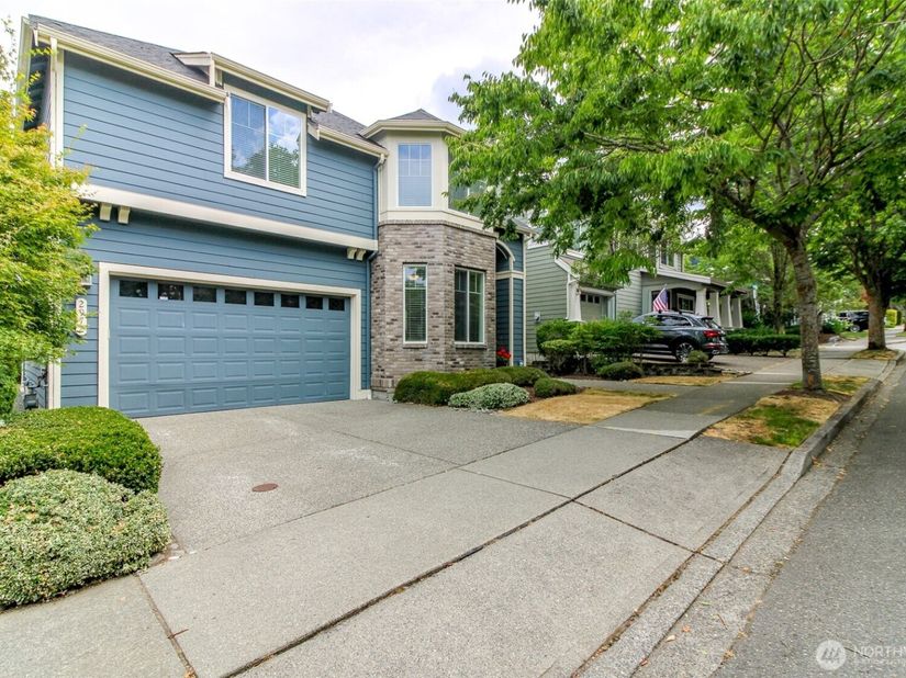 2972 NE Marquette Way, Issaquah WA 98029