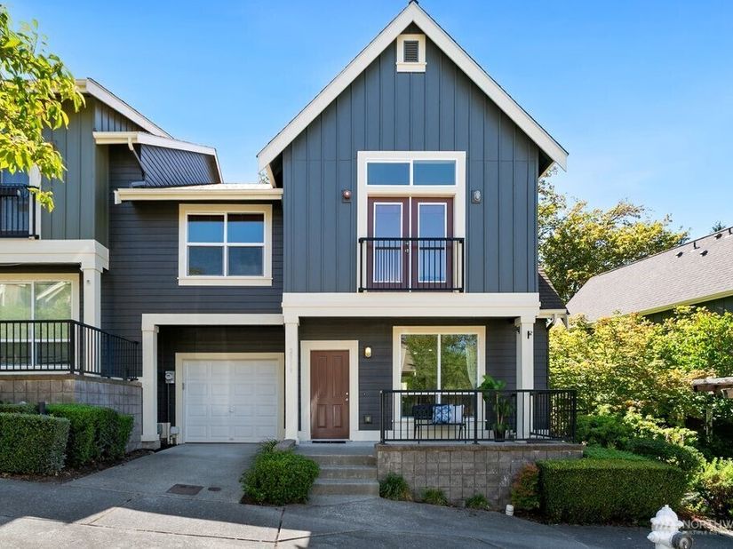 2319 NE Marion Lane, Issaquah WA 98029
