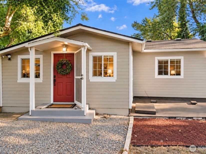 469 Maple Avenue SW, Renton WA 98057