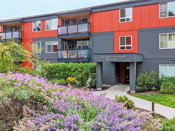 7001 Sand Point Way NE C308, Seattle WA 98115
