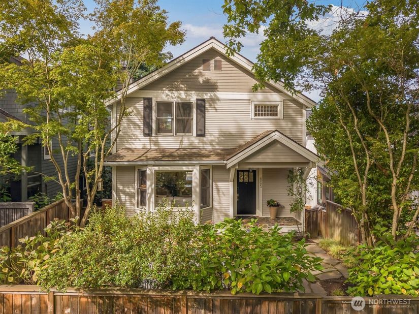 805 33rd Avenue E, Seattle WA 98112