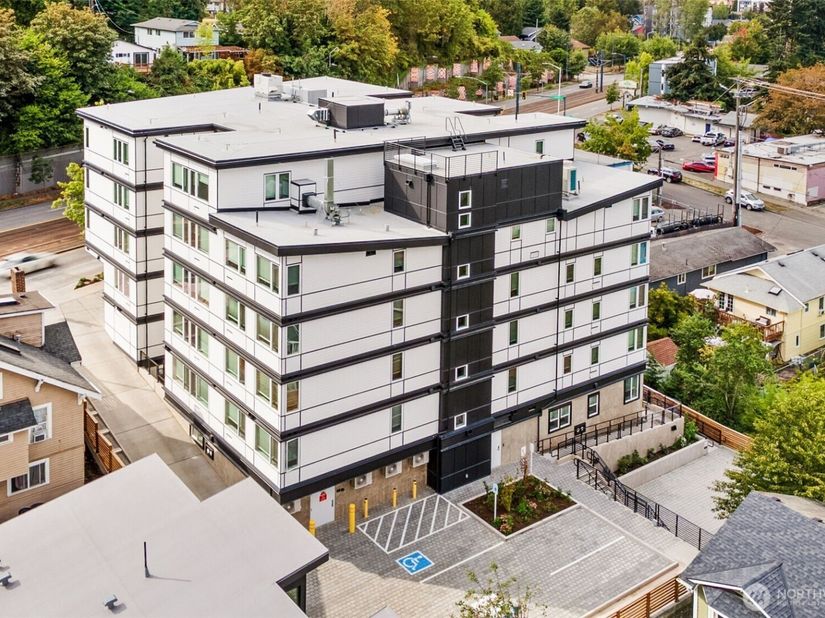 5022 Martin Luther King Jr Way S 509, Seattle WA 98118