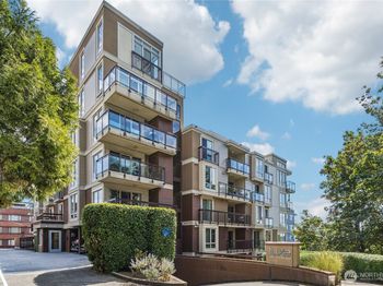 500 5th Avenue W