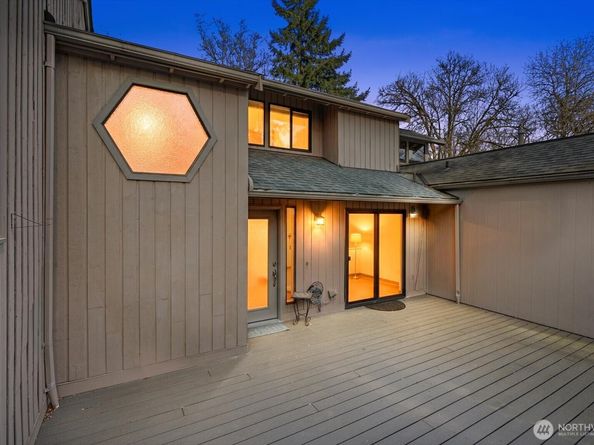 2944 Kennewick Place NE, Renton WA 98156