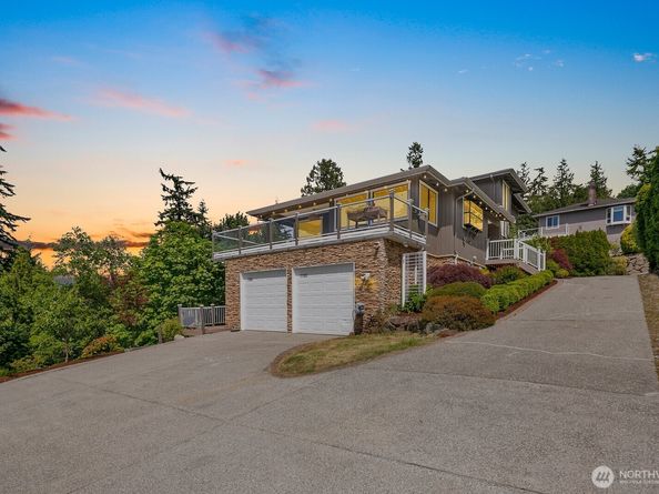 1133 8th Drive, Mukilteo WA 98275