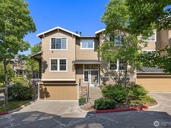 1906 Juneberry Court NE