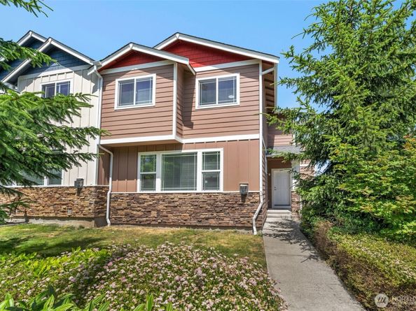 2142 S 263rd Street, Des Moines WA 98198