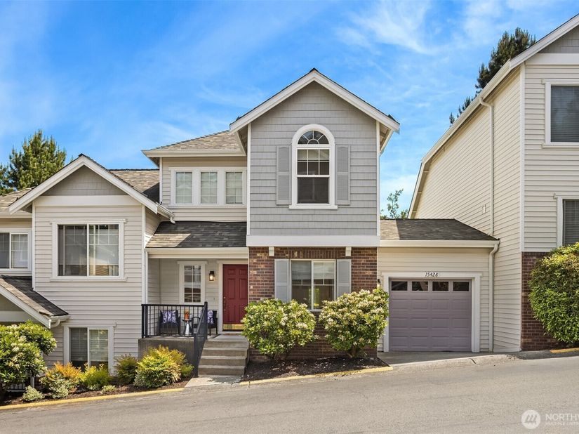 15428 135th Place NE 36B, Woodinville WA 98072
