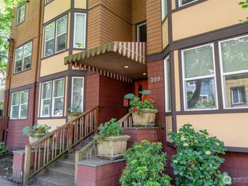 209 N 39th Street