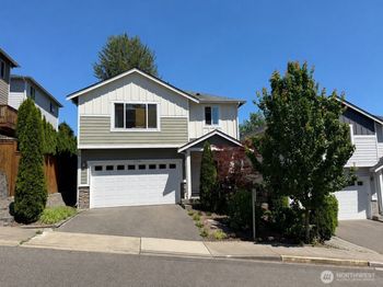 2744 S 120th Place